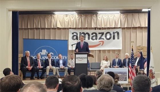 Governor Glenn Youngkin Announces New Amazon Robotics Fulfillment Center in Goochland County